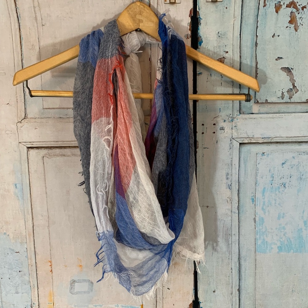 Sonoma Life & Style Red White & Blue Scarf